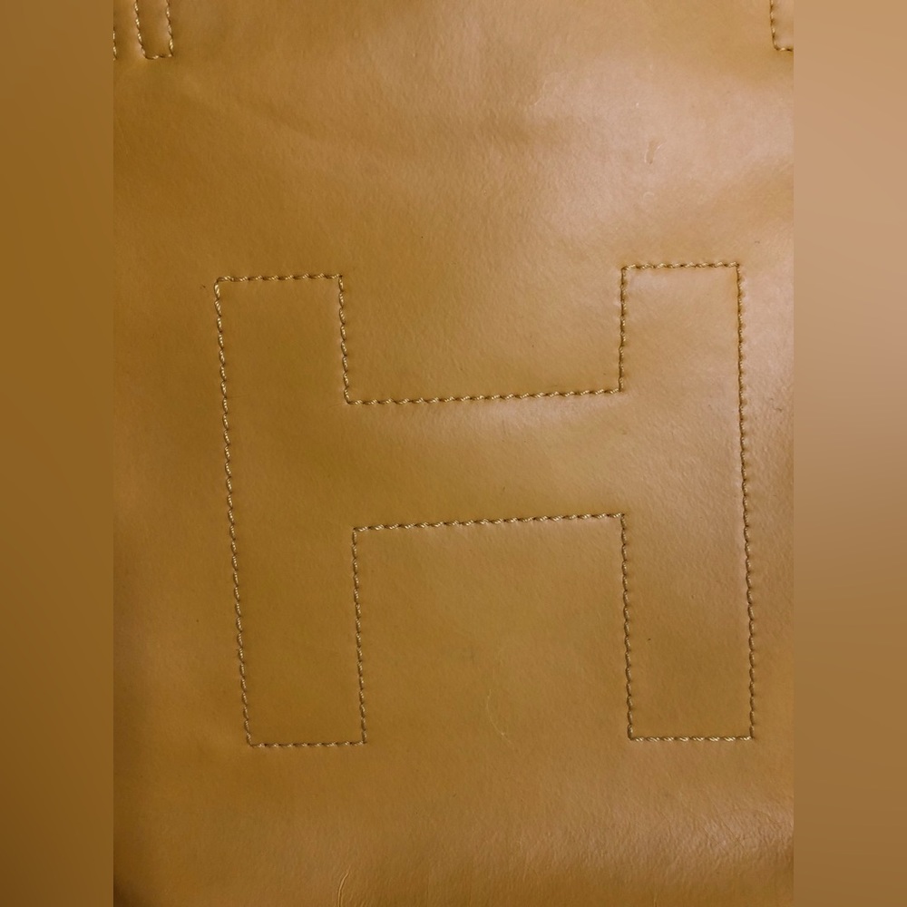 Hunter Yellow Rubber Tote - Picture 3 of 16